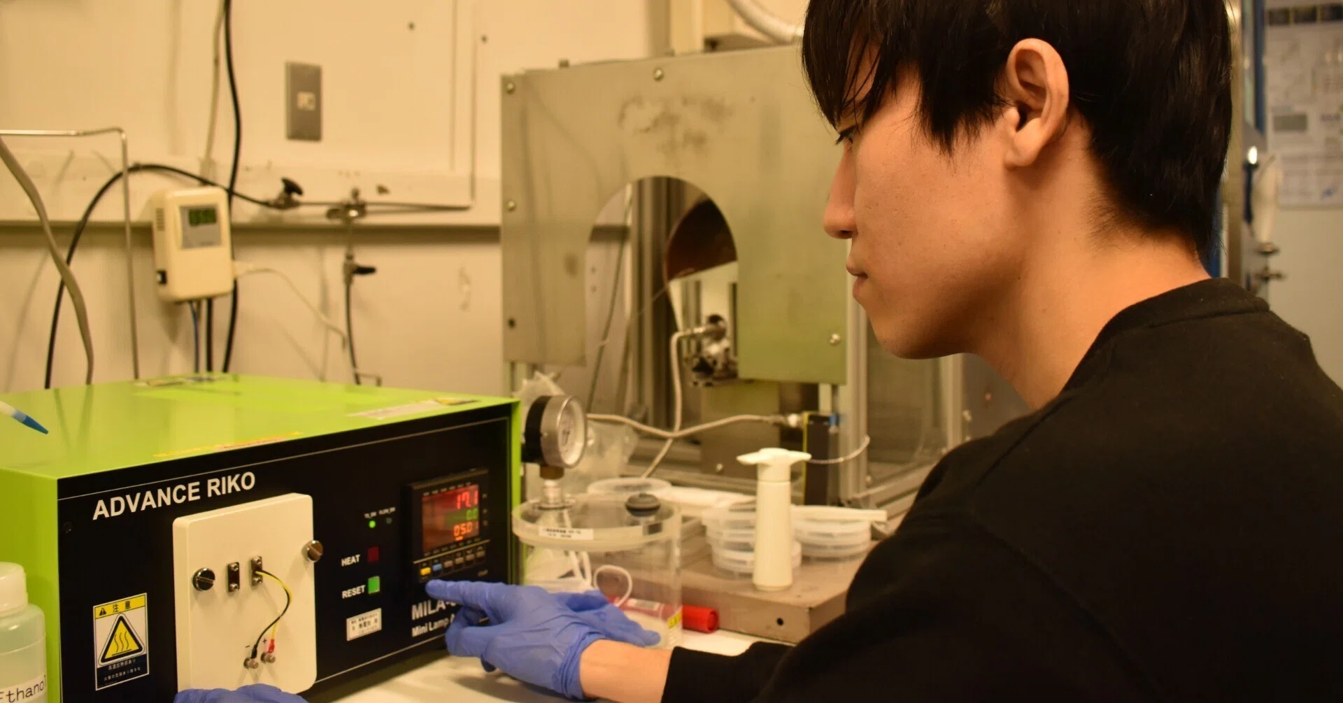 未来を創る 名古屋大学 宇佐美 黒川研究室学生インタビュー Interview Note 未来を創る 名古屋大学 宇佐美 黒川研究室学生インタビュー Interview Note
