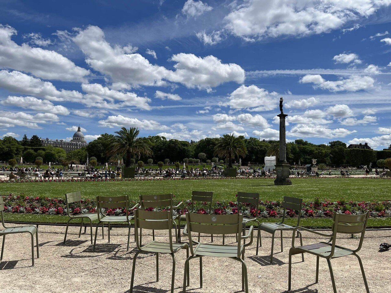 パリの春 リュクサンブール公園｜Victoria Okada