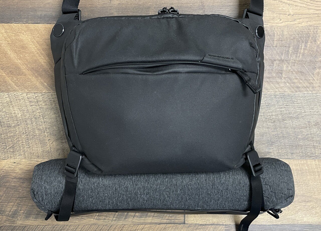 Everyday Sling 6L V2を約2年間、ほぼ毎日使った感想(かばんの Everyday Sling 6L V2を約2年間、ほぼ毎日使った感想(かばんの