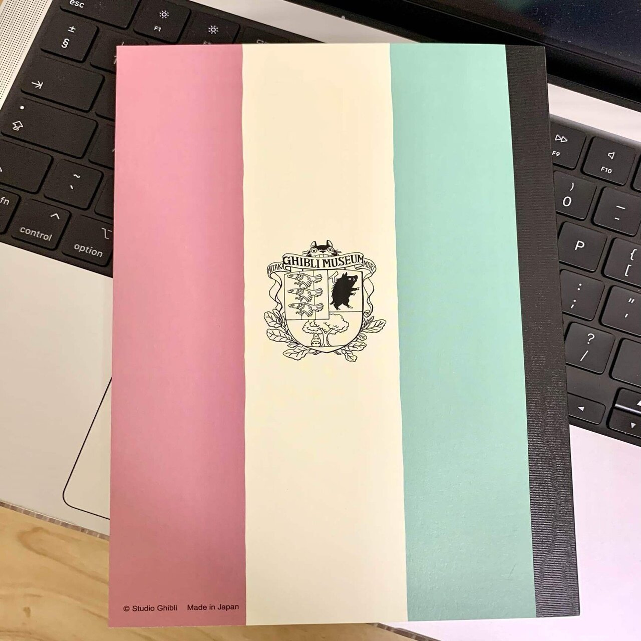 高いからこその価値を実感 文具好きがワクワクするジブリのノーブルノート うみ 幸せな働き方 Note