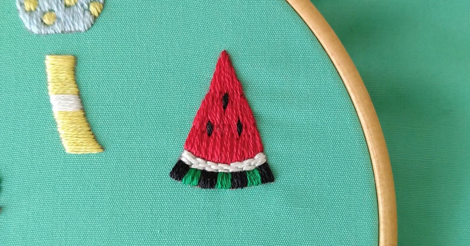 夏の思い出の刺繍枠キットを作ろう🎐 ステップ40 〜スイカの刺繍8
