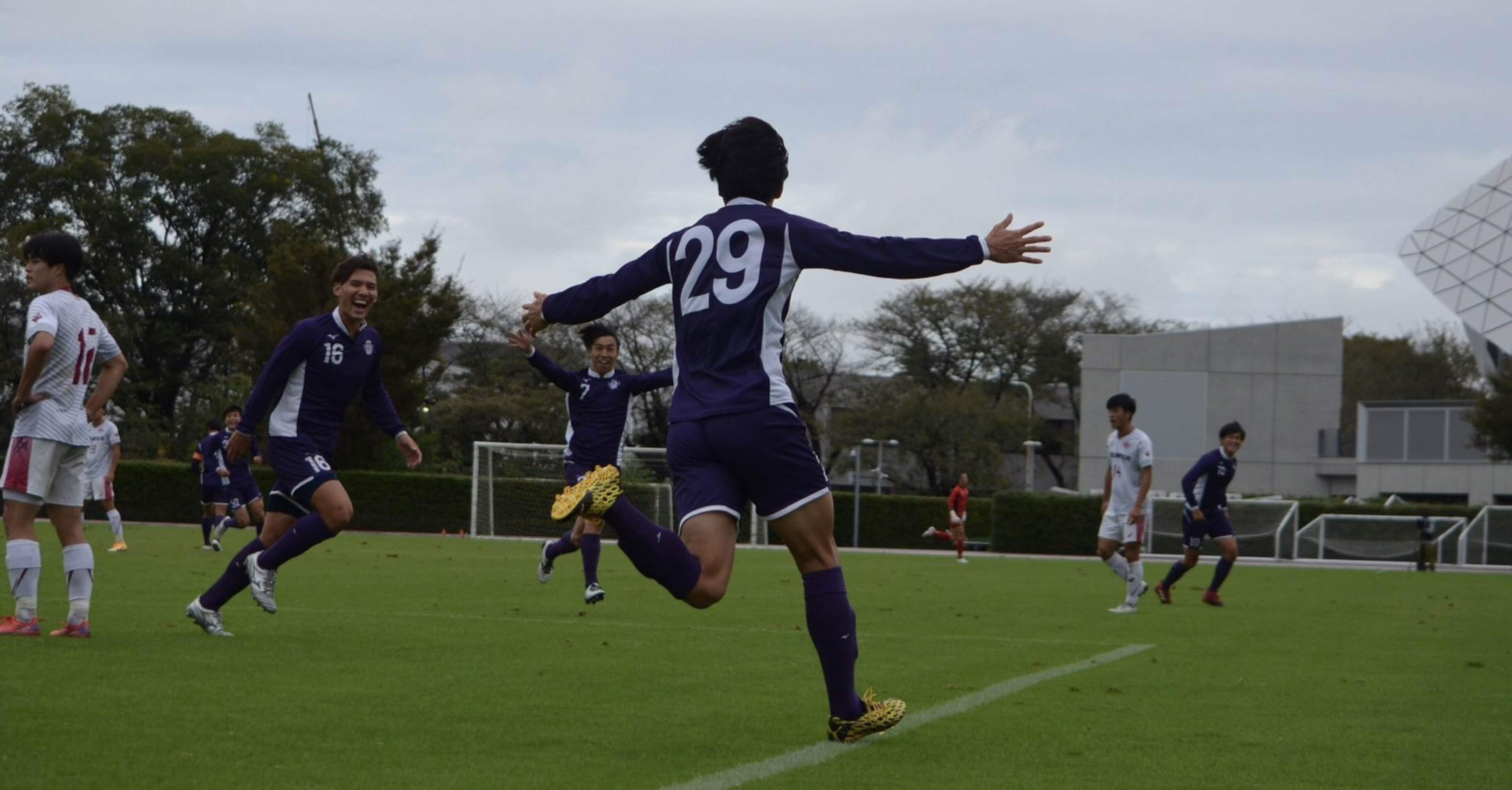 明治基準 2年 馬場惇也 明治大学体育会サッカー部 Note
