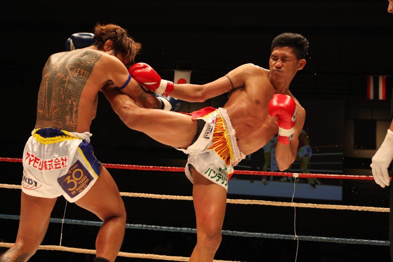 Muathai Super Fight ピンサヤーム 有終の美を飾りko勝利 石川vs山田戦は山田がうまさを発揮し判定勝利 9 24 Suk Wanchai Muathai Super Fight V ゴング格闘技 Note Muathai Super Fight ピンサヤーム 有終の美を飾りko勝利 石川vs山田戦は山田がうまさを発揮し判定勝利 9 24 Suk Wanchai Muathai Super Fight V ゴング格闘技 Note