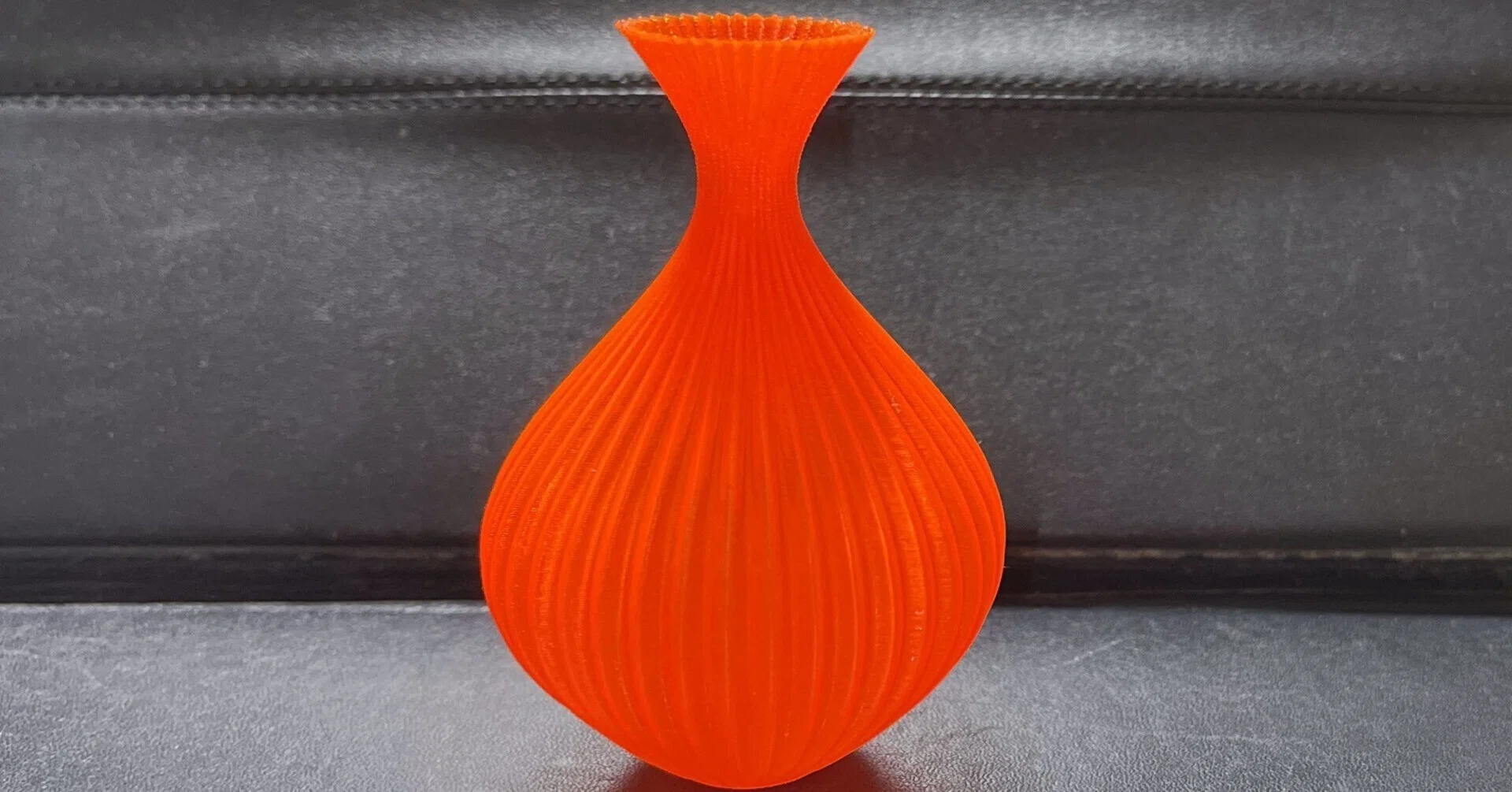 3Dプリント 花瓶 スパイラルデザイン グラデーションカラー Vaseモードにはまりました(2022/6/2追記）｜hana