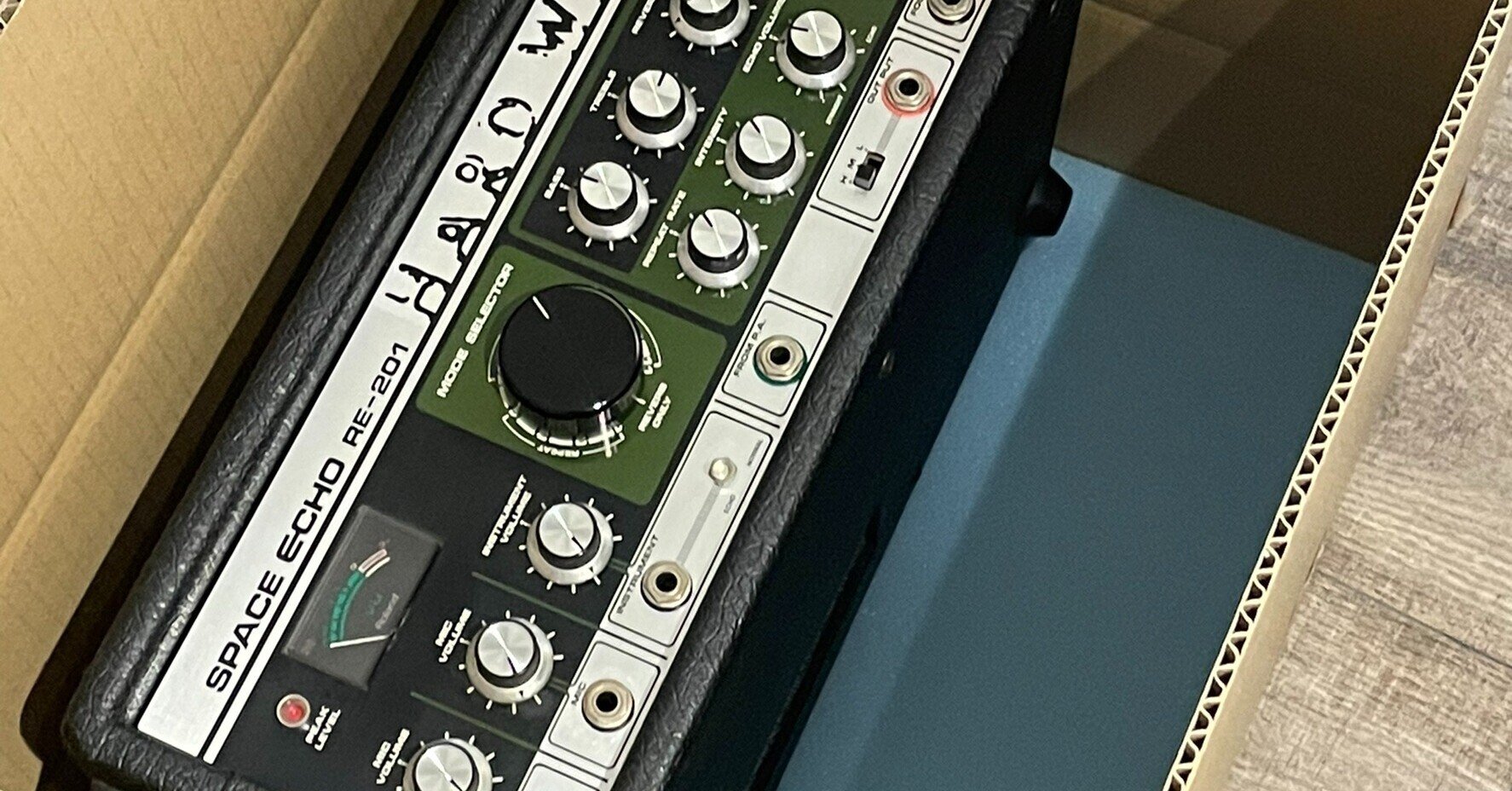 期間限定キャンペーン 苫小牧バナナ】通電確認済み 組付ける Roland CHORUS ECHO RE オーディオアクセサリー