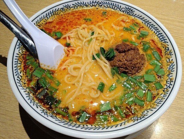 白胡麻担々麺  640