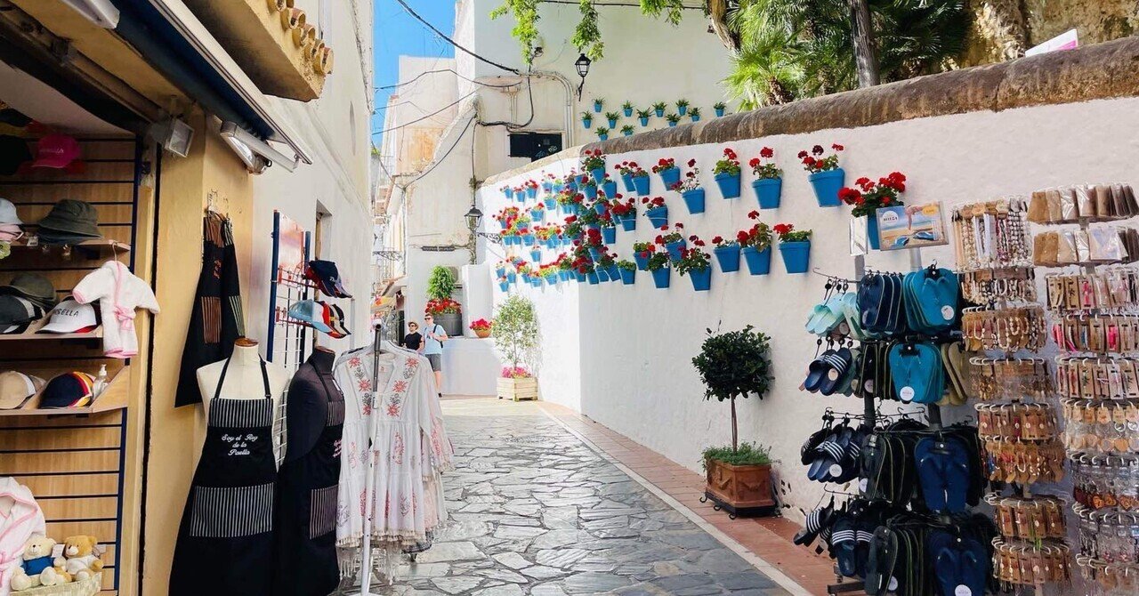 スペイン アンダルシア地方 マルベーリャ Chic Et Romantique Note