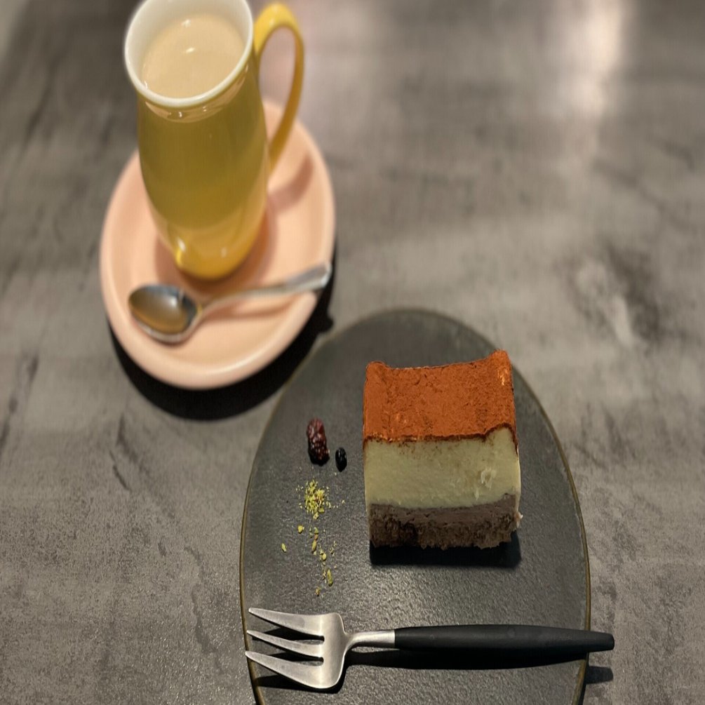 ロカボでおいしい Locco のチーズケーキ 静岡県藤枝市 おがたきりこ 旅するフリーライター Note