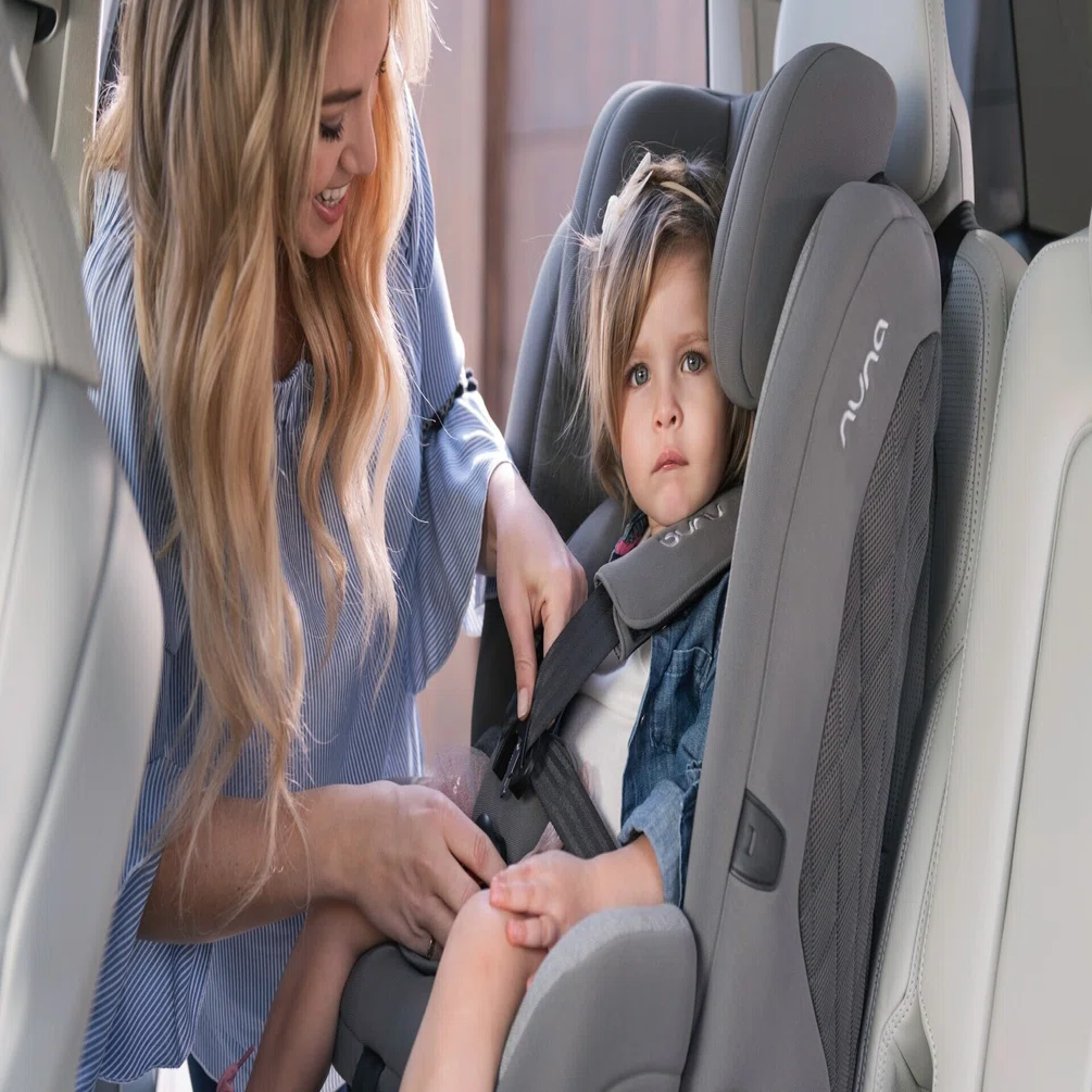 ほぼ新品】nunaジュニアシートMYTI 【isofix】ECE R129適合 【ほぼ新品 