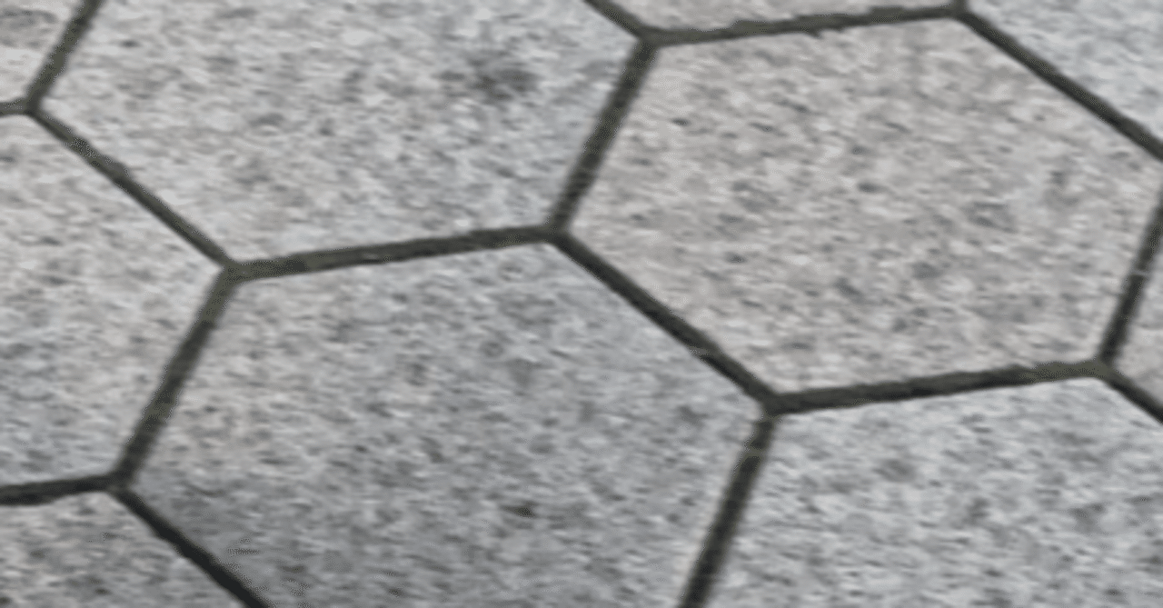 蜂の巣はなぜ六角形なのか？(自然と三平方の定理)｜山根あきら | 哲学者