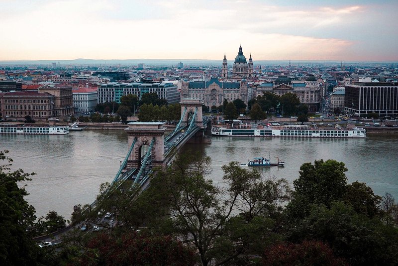 福本　Budapest from above
