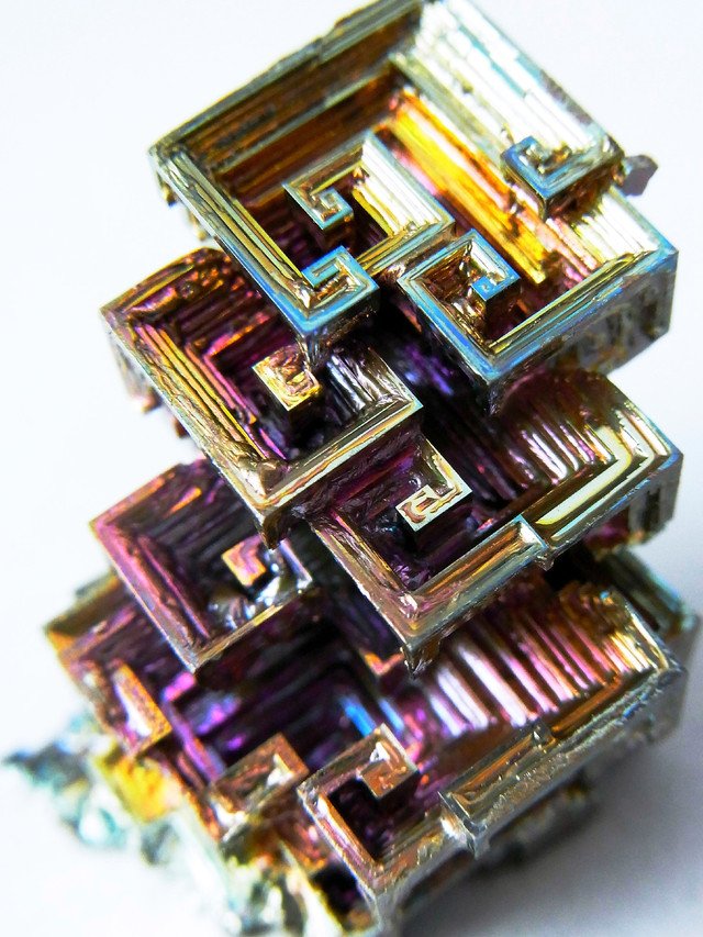 Bismuth Crystal 37.8g about25mm