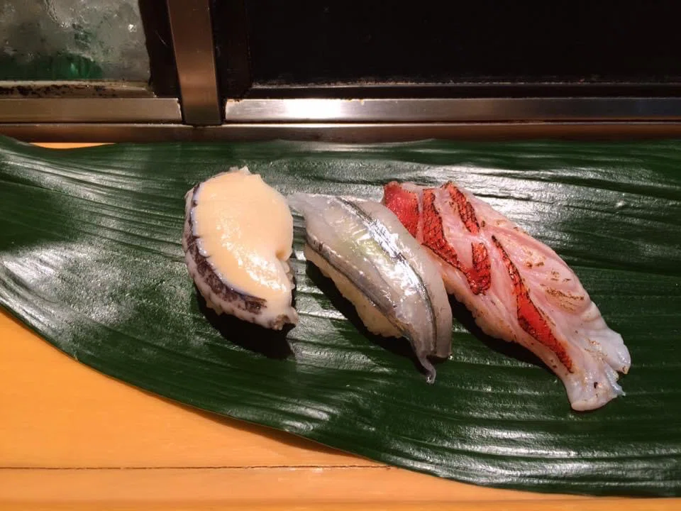 【食事】広島の「すし亭」の穴子の薄造り、サヨリやシャコの握り。エビ味噌|桔梗の花🇯🇵 도라지🇰🇷