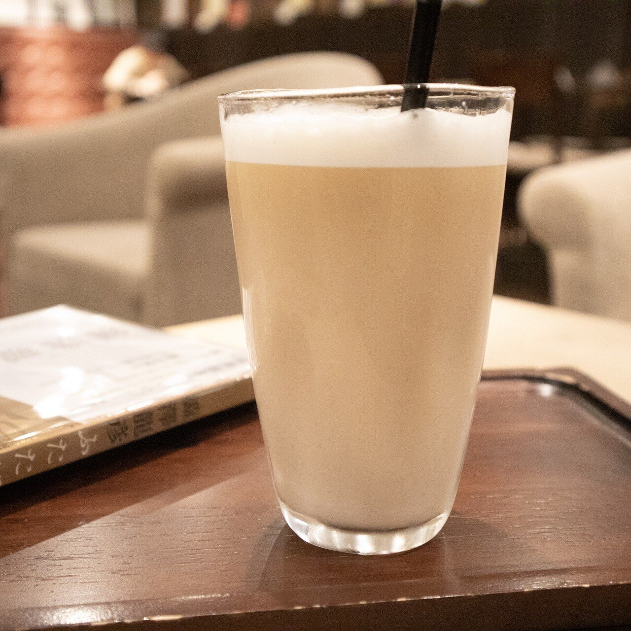 メロンクリームソーダ デビュー！｜金澤文豪カフェあんず