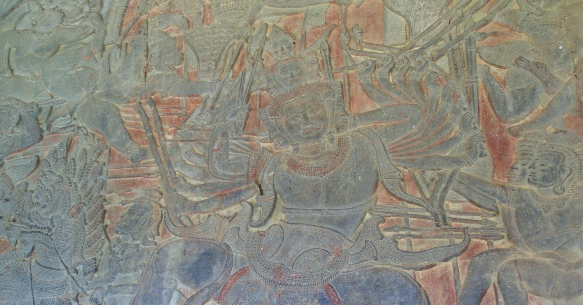 アンコール遺跡　レリーフ カンボジアの世界遺産アンコール・ワットのレリーフ | TRIPPING!