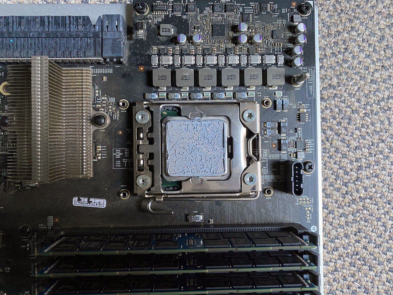 Mac Pro(Mid 2010)について|zrcnm Mac Pro(Mid 2010)について|zrcnm
