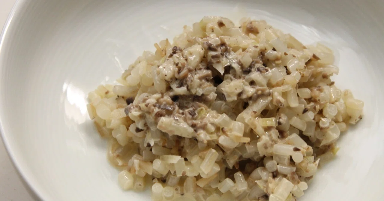 Learning from a Famous Chef's Idea: Bean Sprout Risotto｜樋口直哉 ...