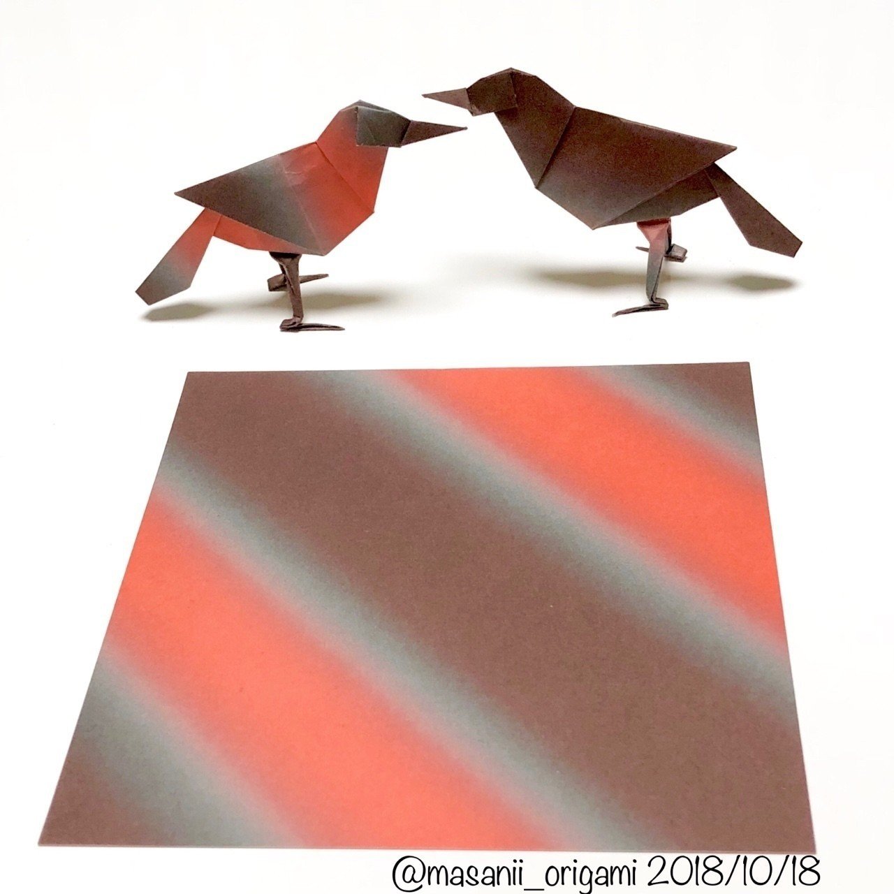 ラインハーモニー折り紙で作る、二種類のカラス。｜まさにぃ