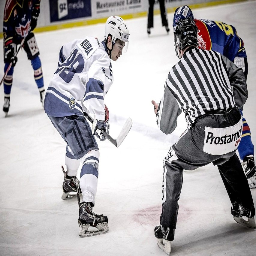 8 ずっと夢見ていたプロ契約オファーを断ってまでも チェコからアメリカに渡った理由 三浦優希 Yuki Miura Note