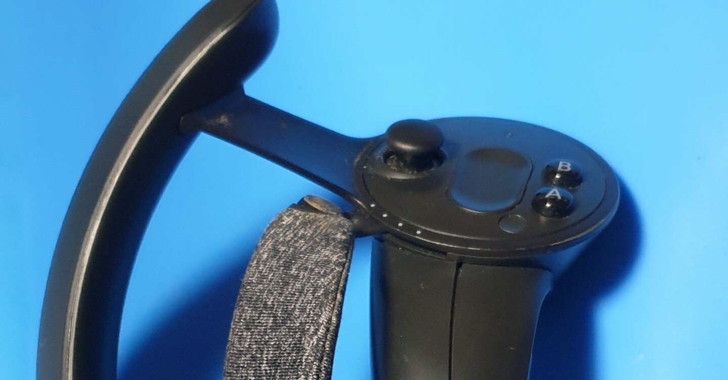 VALVE INDEX コントローラ【注意：ジャンク・右アナログスティック破損