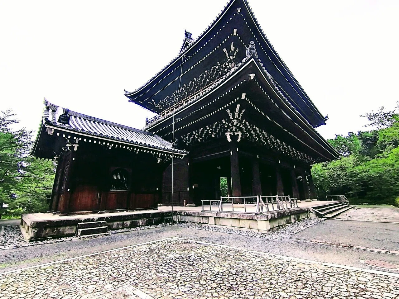 🐉そうだ 京都、行こう。～ 登り坂が大変だった…。浄土宗総本山『知恩