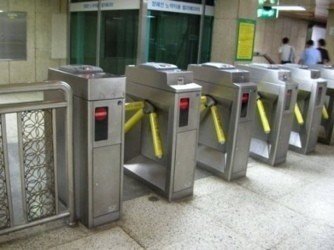 韓国の地下鉄の駅で気を付けたいこと 公式 日韓なんでも同好会 Note 韓国の地下鉄の駅で気を付けたいこと 公式 日韓なんでも同好会 Note
