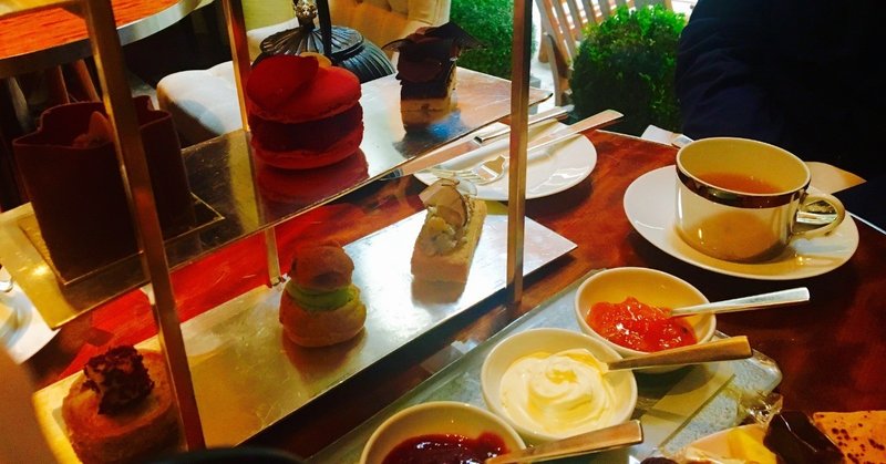 パリお外ごはん Le Royal Monceau Rafflesのアフタヌーンティー パリ節約自炊生活番外編 Yukakudo12 Note