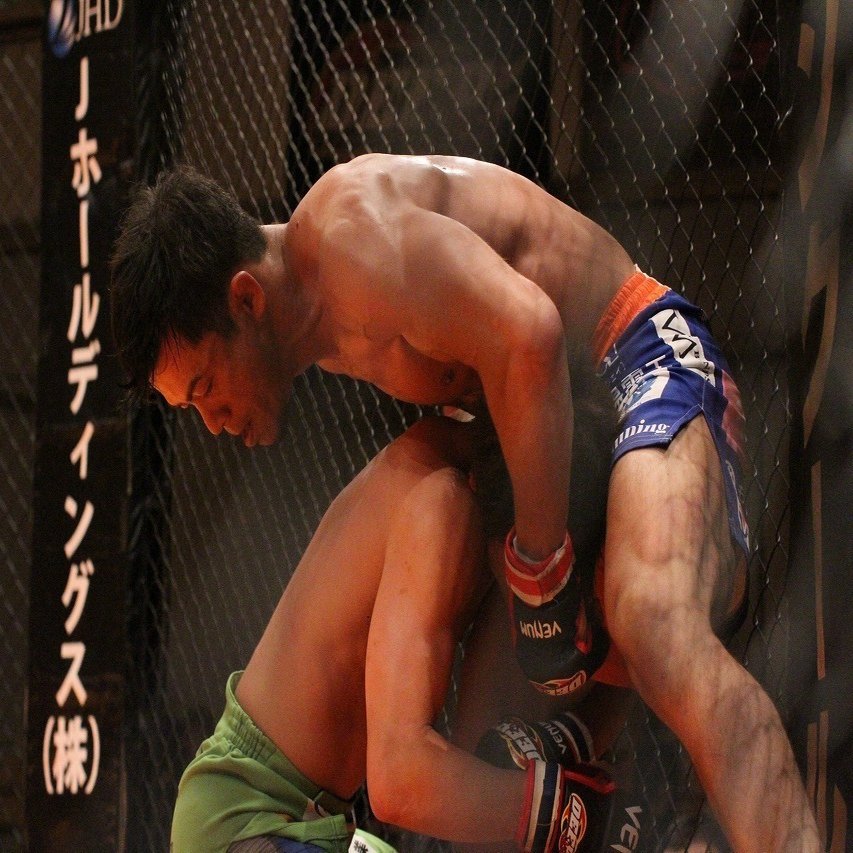 Deep メインはライト級王座戦 王者 北岡悟vs挑戦者 武田光司 セミはバンタム級王座決定戦 元谷友貴vs釜谷真 フェザー級王座戦 芦田崇宏vs弥益ドミネーター聡志も 10月27日 土 Deep ゴング格闘技 Note