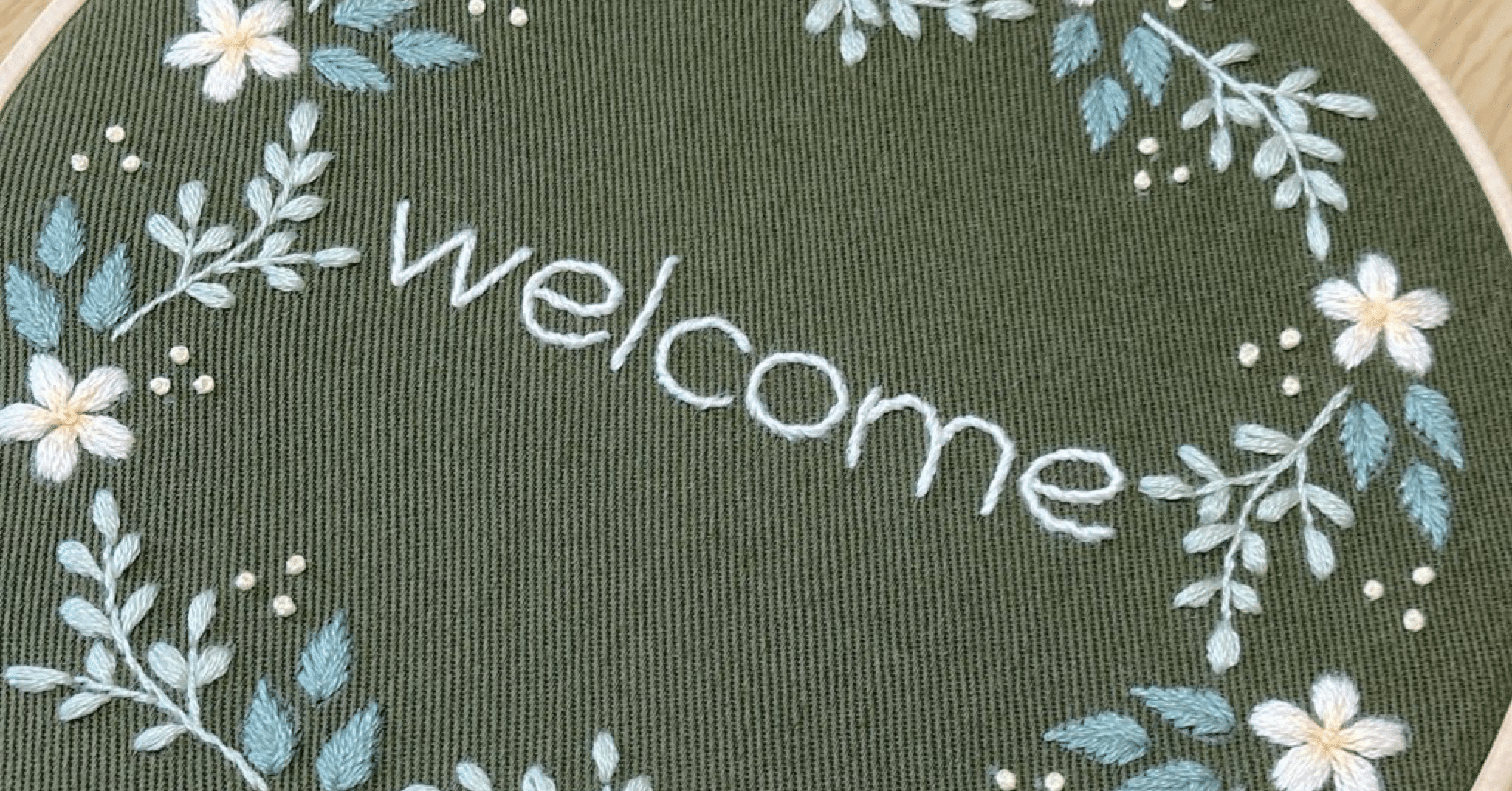 ワクワクのニューカラー｜はなこまち/刺繍作家