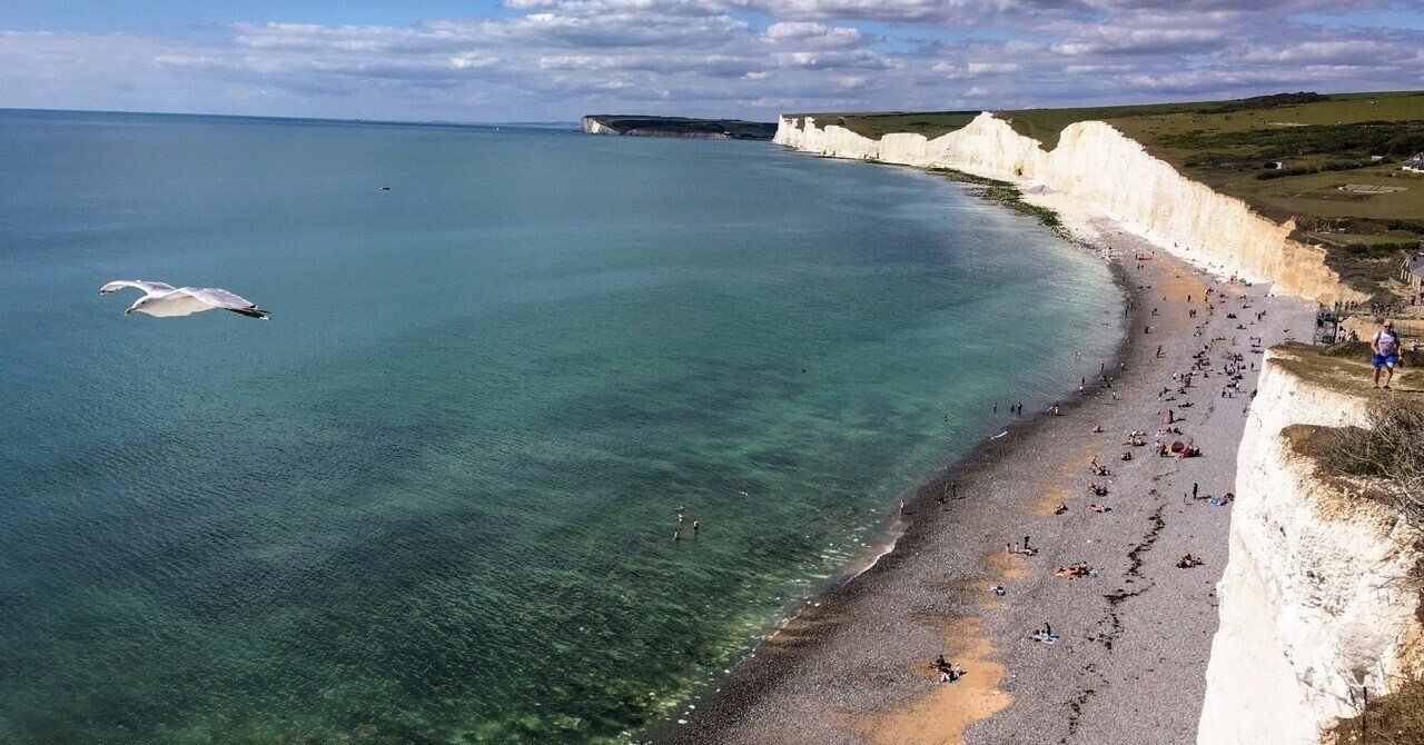 note版】巨大な白壁7姉妹「嗚呼絶景かな」英セブン・シスターズ
