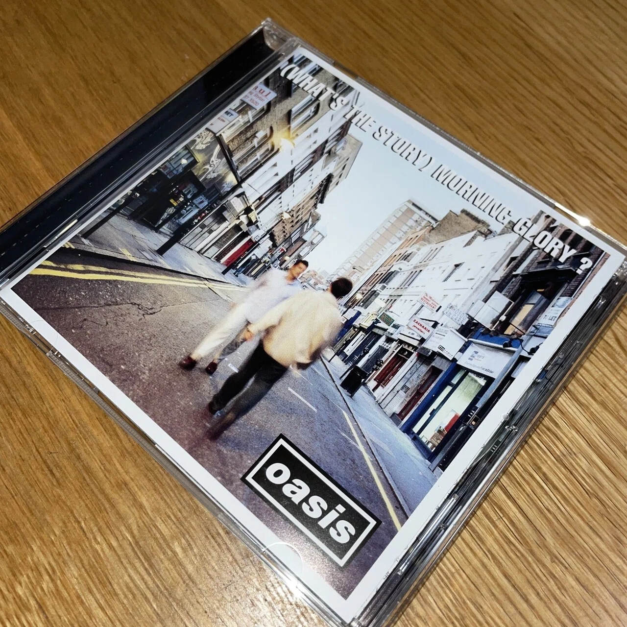 Oasis の『(What's The Story) Morning Glory? 』を聴いてみた編｜内山