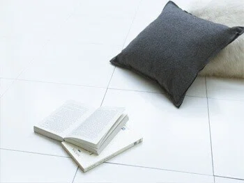 いつもの朝読書の時間、声を出して音読してみよう！　物語の世界を目と耳で感じる素敵な朝♪