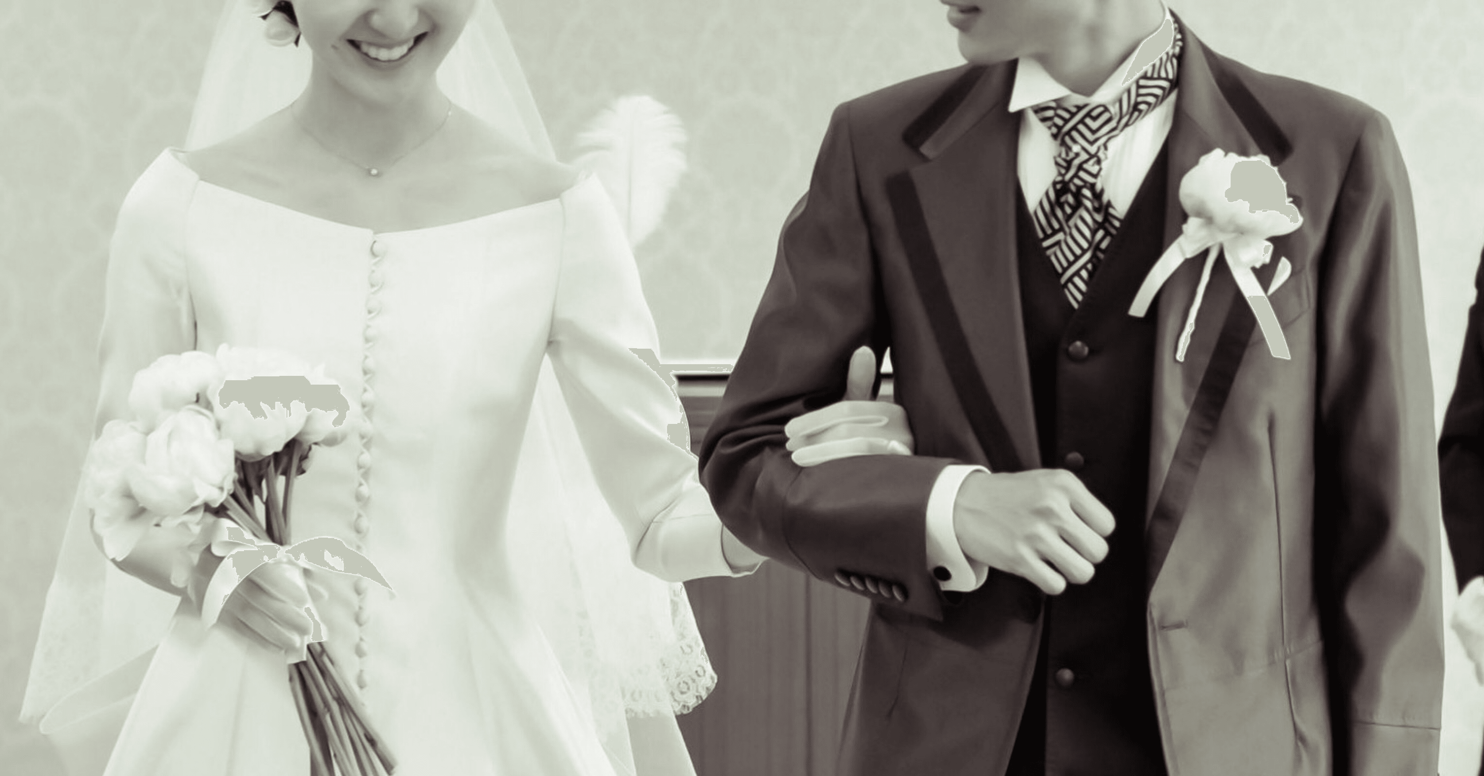 結婚式のはなし〜ウェディングドレス編〜｜ayanuuuson