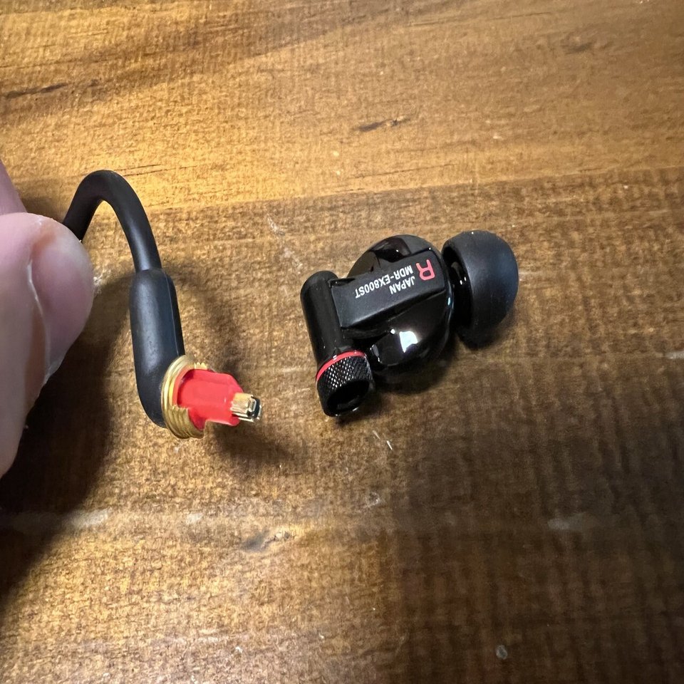 SONY MDR-EX800STを買った理由｜べこちゃん