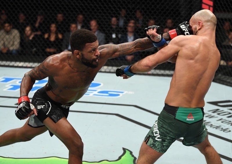 Ufc 新星アンソニー スミスがライトヘビー級2位のヴォルカン オズデミアに一本勝ち 体重超過のマイケル ジョンソンはロボフ に完勝 10 27 Ufcファイトナイト モンクトン ゴング格闘技 Note Ufc 新星アンソニー スミスがライトヘビー級2位のヴォルカン オズデミアに一本勝ち 体重超過のマイケル ジョンソンはロボフ に完勝 10 27 Ufcファイトナイト モンクトン ゴング格闘技 Note