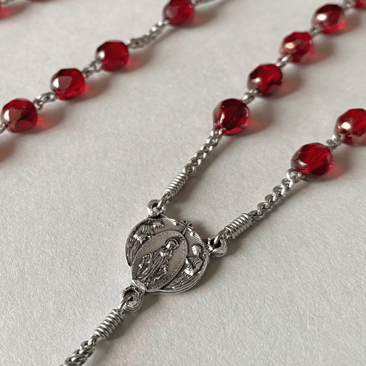 ロザリオネックレス　オニキス　手編みロザリオ　長崎編み 長崎編みロザリオ＊日本二十六聖人記念館にて｜長崎編みロザリオ HANA