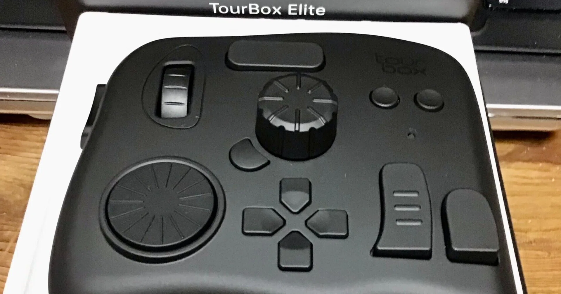 TourBox Elite届いた（2022/07/23）｜bagapo