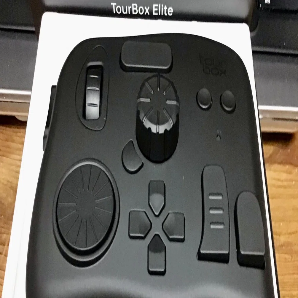 TourBox Elite届いた（2022/07/23）｜bagapo