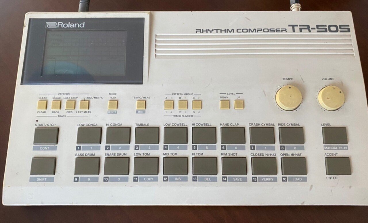 1986年発売ローランドのドラムマシンTR-505を操作してみた｜RIRI