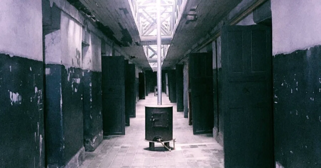 【法学部の講義】そもそも刑罰を加える目的とは？刑罰の正当化理由について｜源 勝芳（法学部生ブログ）