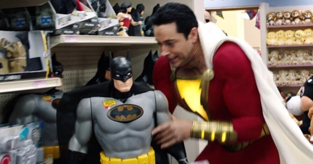 シャザム！』に出てくる他のDC映画のキャラはフィクションだと見なせる 