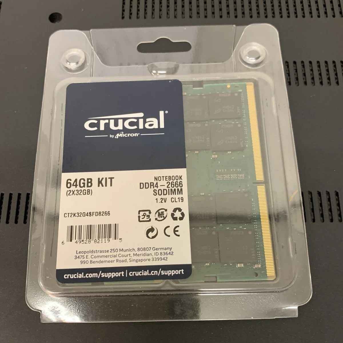 Crucial DDR4 64GB (2x32GB) 若く メモリ