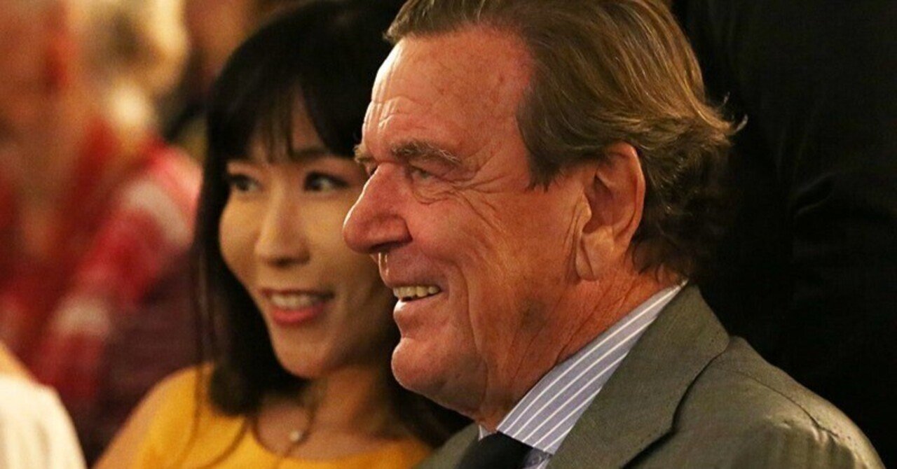 元独首相gerhard Schroderの休暇 Sinnerman Note 元独首相gerhard Schroderの休暇 Sinnerman Note