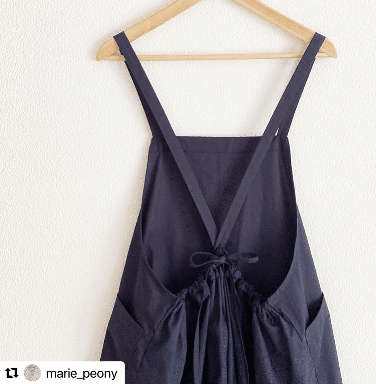 Instagramで人気の作家様　エプロンワンピース　ハンドメイド作家 Instagramで人気の作家様 エプロンワンピース ハンドメイド作家