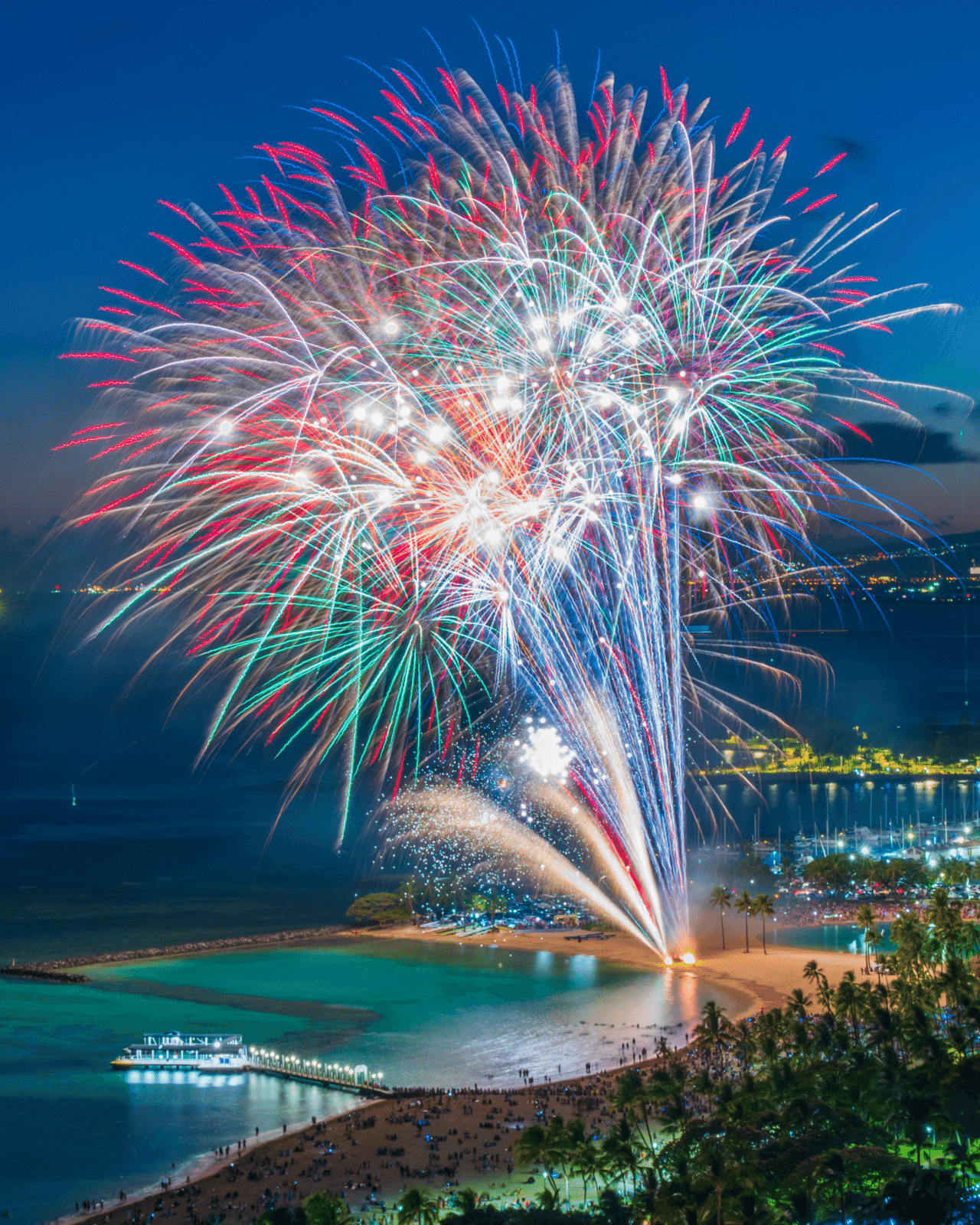 トロピカルなハワイの花火｜TAKU