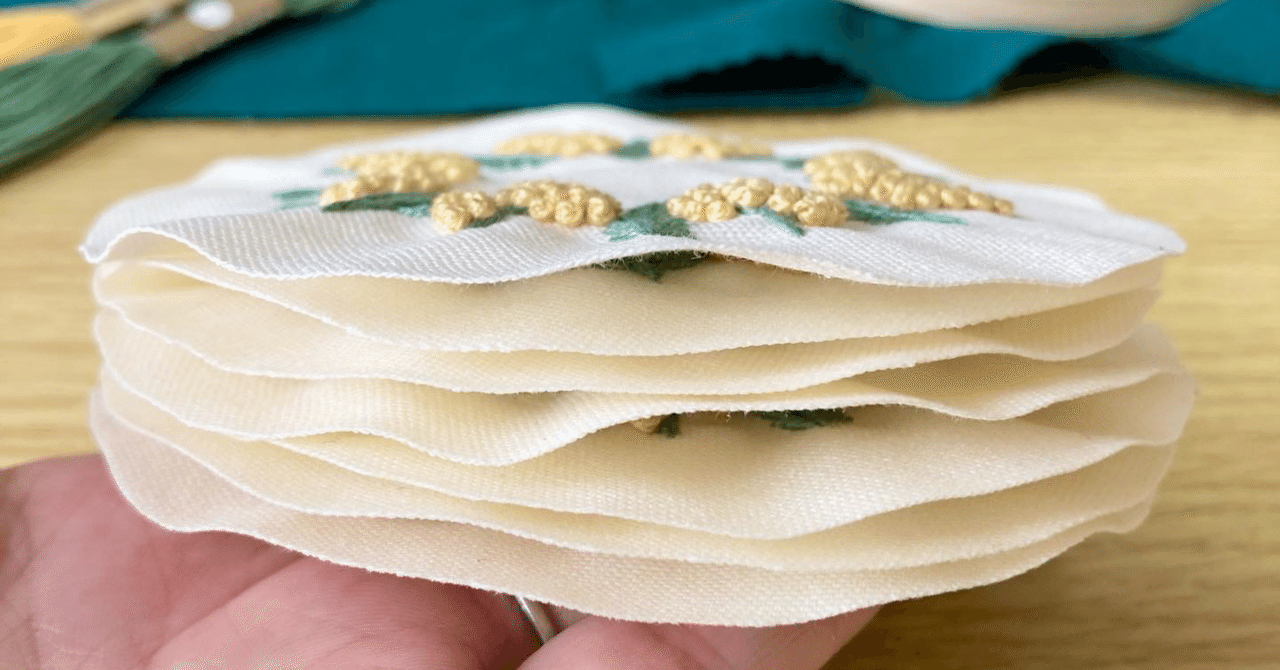 最近の制作風景｜はなこまち/刺繍作家