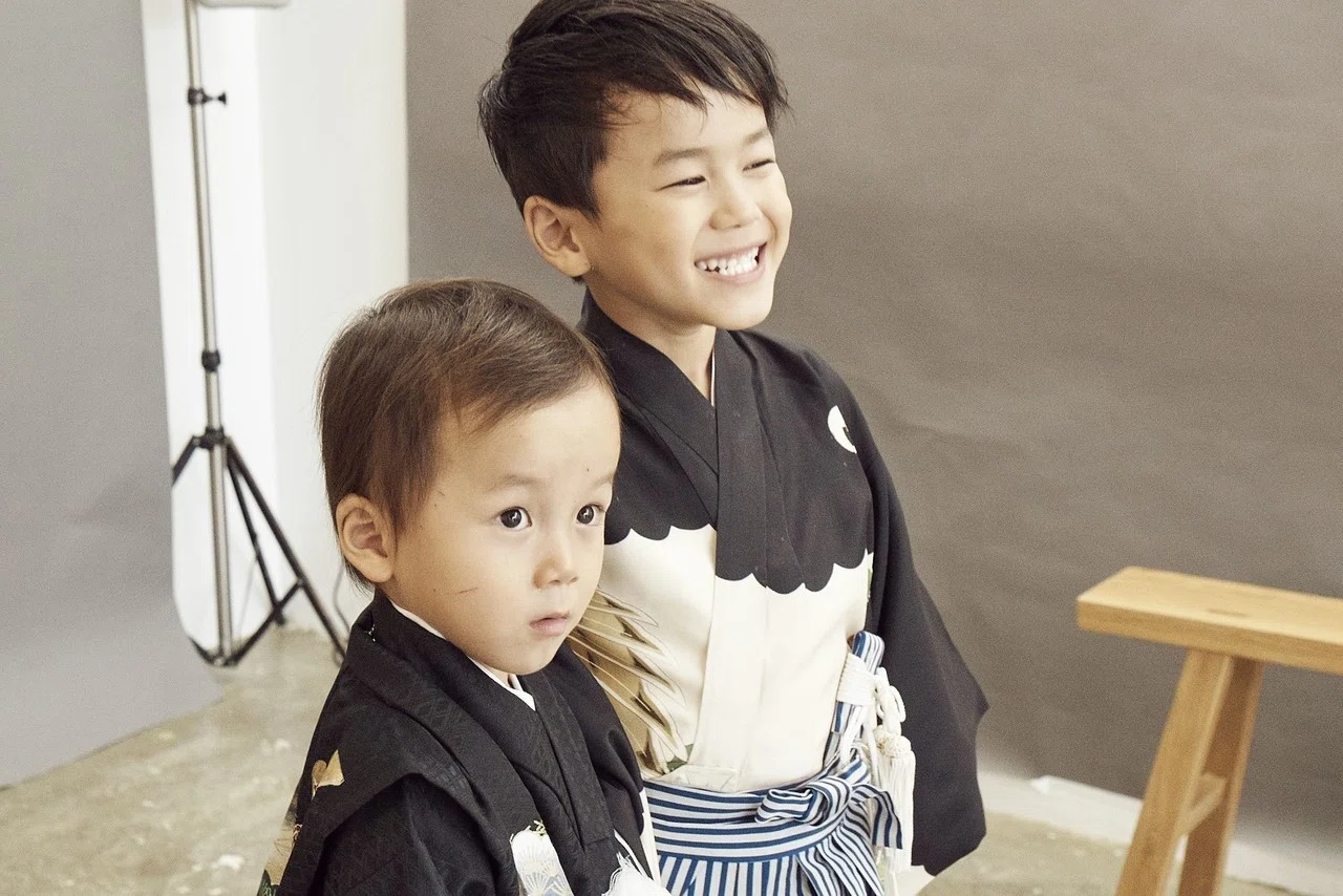 本日の鈴木心写真館：「はい、チーズ！ は言わないで」の巻｜すずきしん