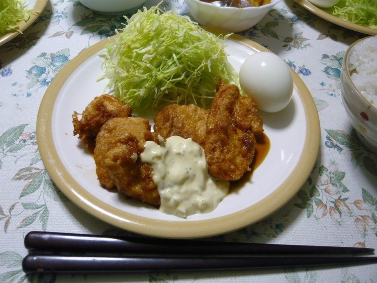 今日の晩御飯はチキン南蛮！！余ったタルタルソースの消費メニューです♪