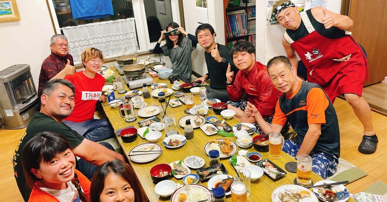 撮って笑って旅をして 日本1周達成記念写真パネル 知床・天に続く道 日本一周20日目】知床峠を越えて旅人たちと出会った日｜ちひろー