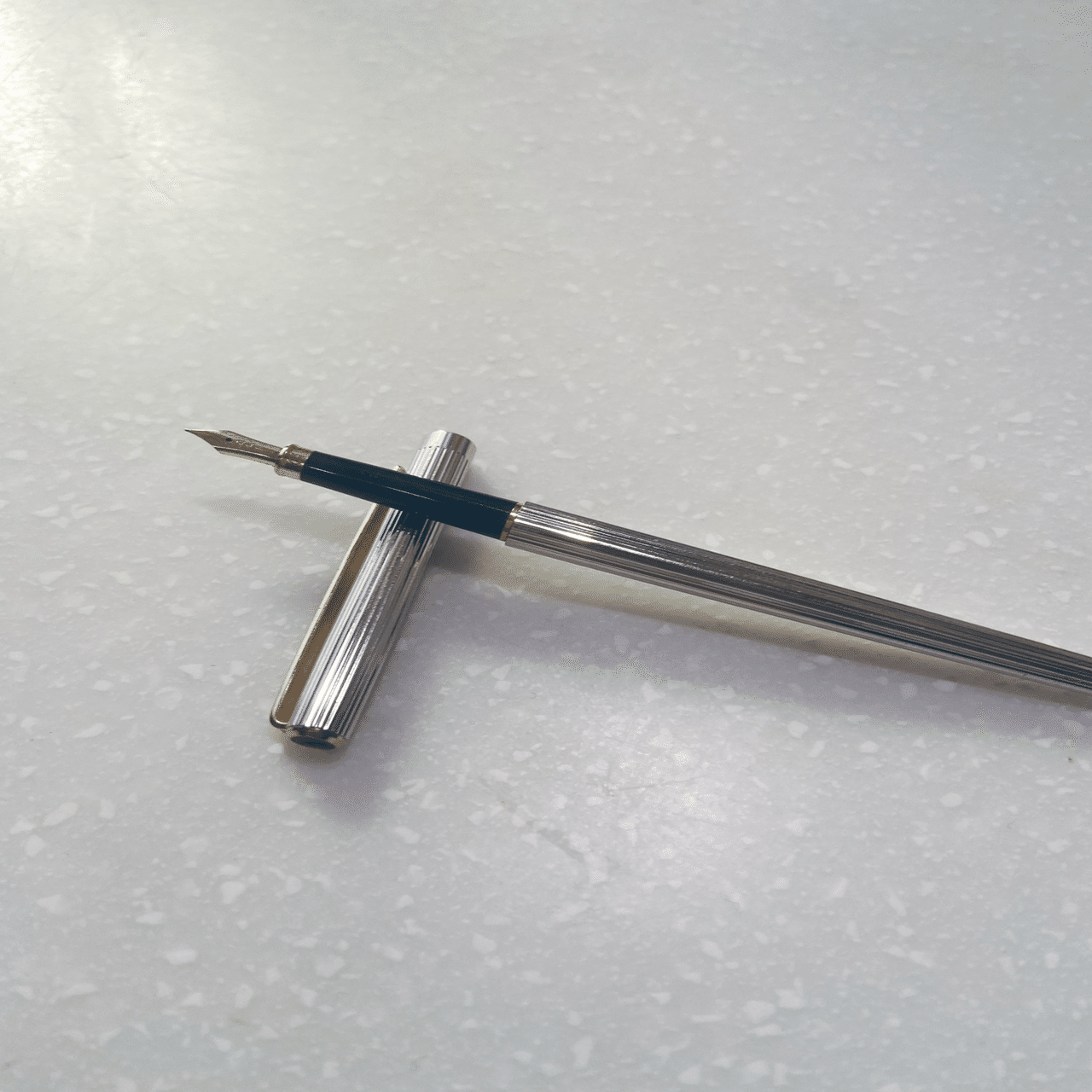 直径なんと6.6㎜！世界最細万年筆 セイラーのシャレーナ｜noda